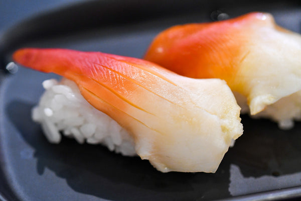 two artic surf clam hokkigai sushi